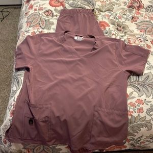 Carhartt scrub set